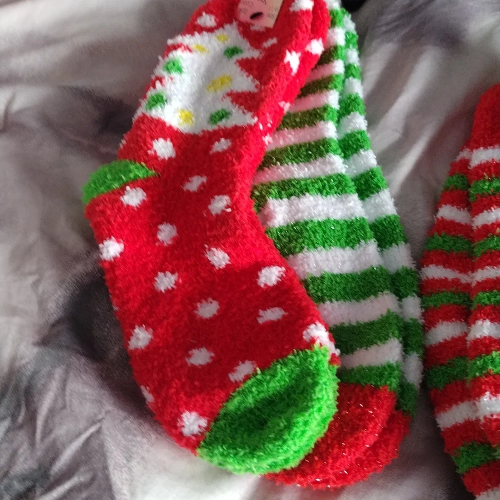 four pairs Betsey Johnson cozy socks Christmas